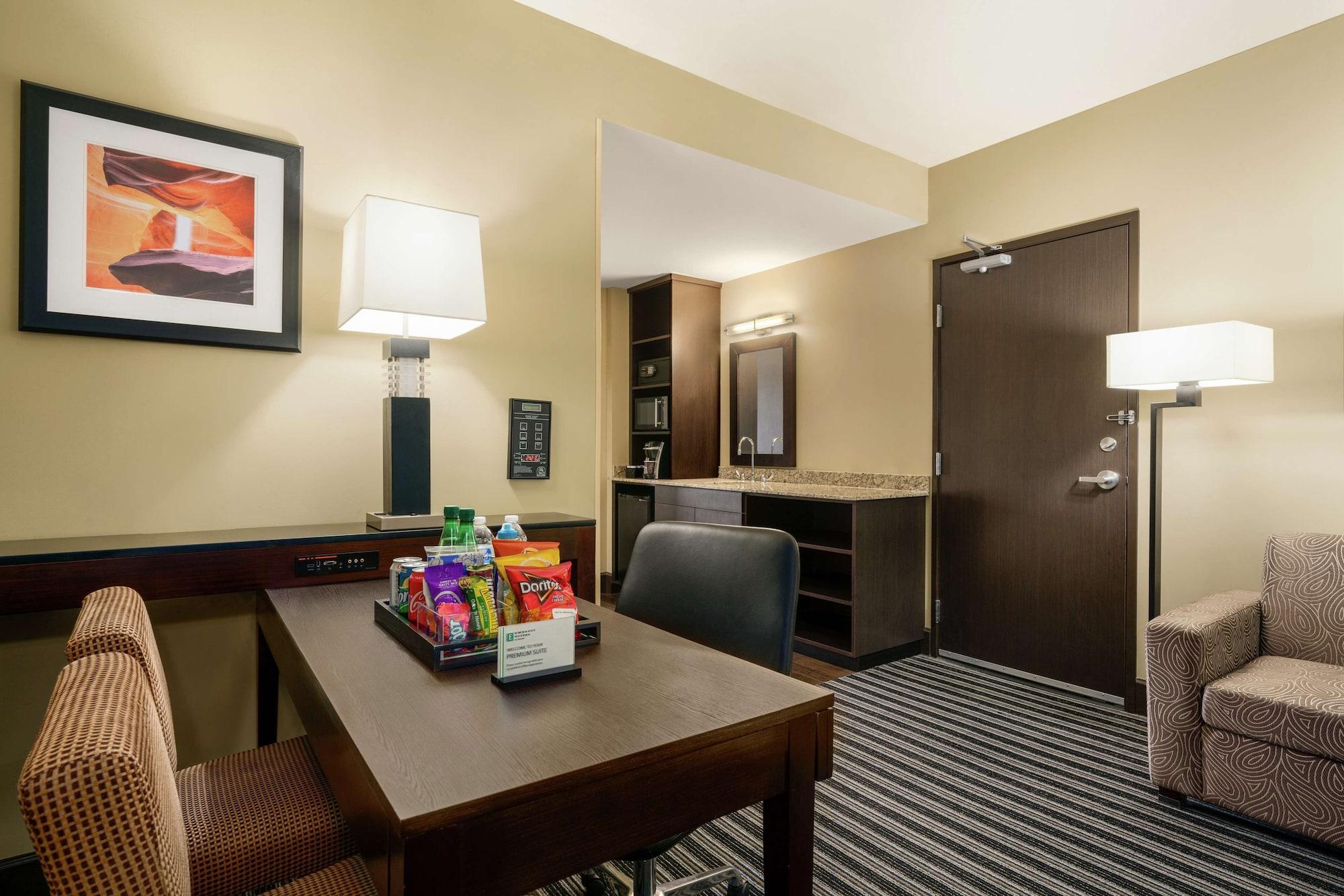 Embassy Suites By Hilton Salt Lake West Valley City Exteriör bild