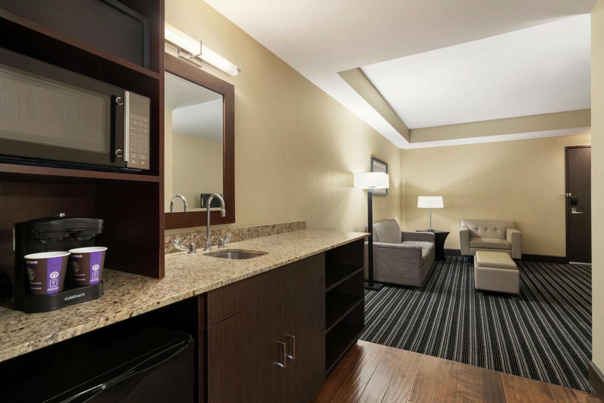 Embassy Suites By Hilton Salt Lake West Valley City Exteriör bild
