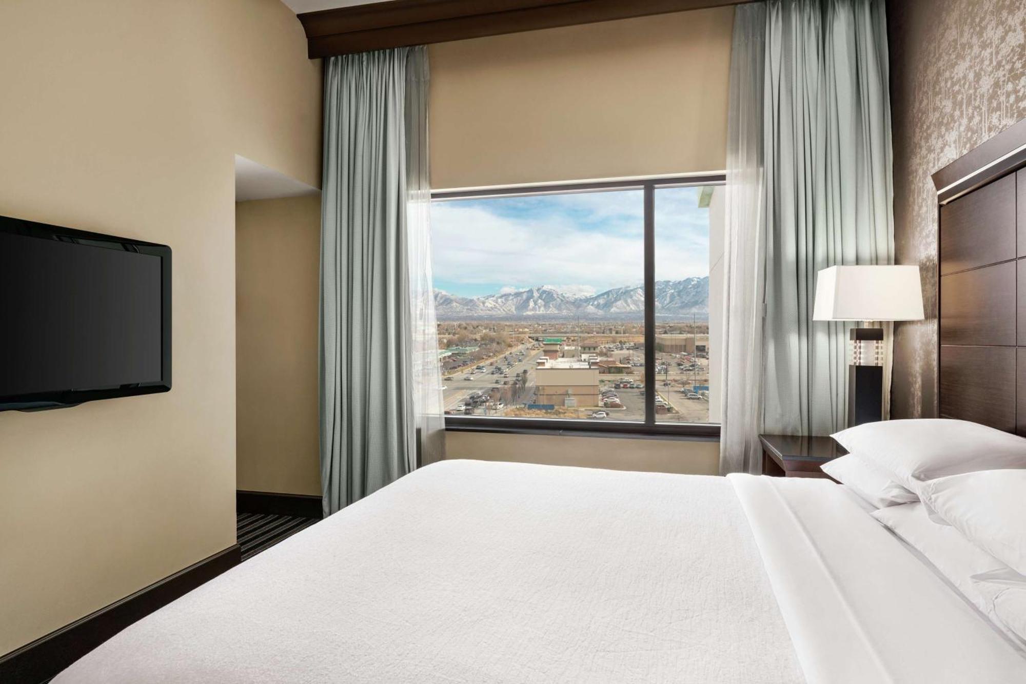 Embassy Suites By Hilton Salt Lake West Valley City Exteriör bild
