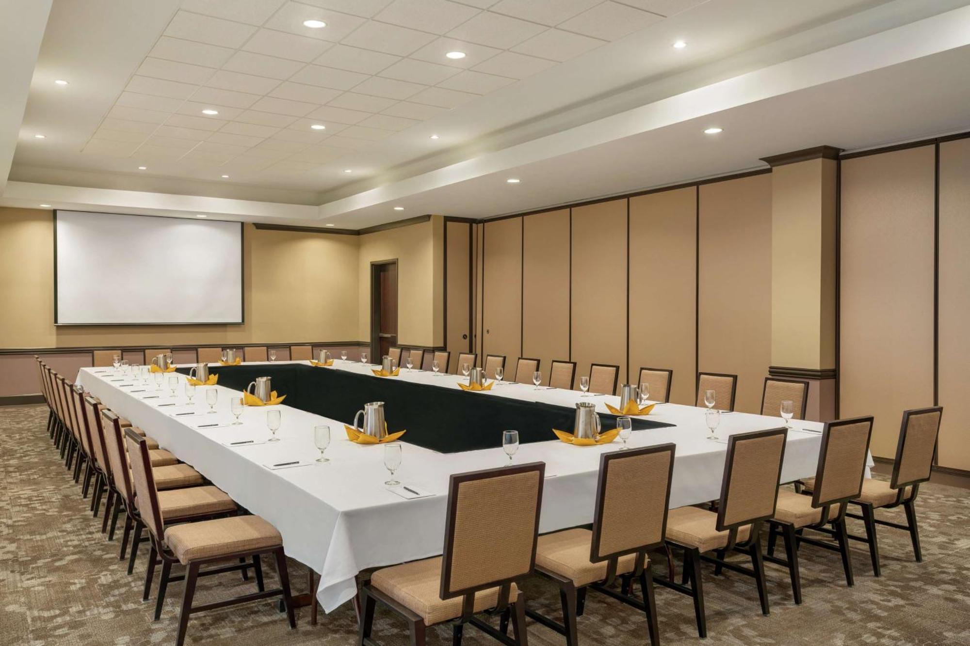 Embassy Suites By Hilton Salt Lake West Valley City Exteriör bild